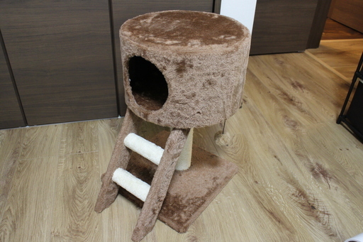 ミニ　キャットタワー
