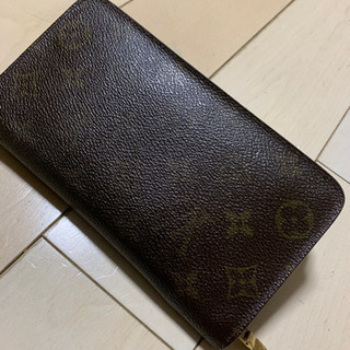 ルイヴィトン モノグラム ラウンドファスナー長財布