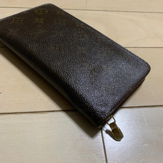 ルイヴィトン モノグラム ラウンドファスナー長財布