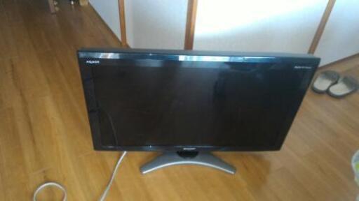 シャープ　AQUOS　32型テレビ　LC-32E7（2010年 4月発売）\n\n