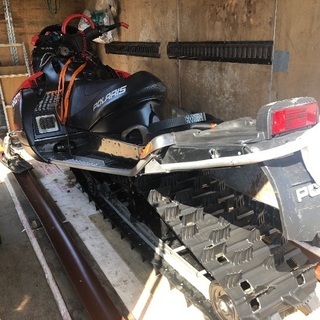 スノーモービル ポラリスRMKドラゴン900