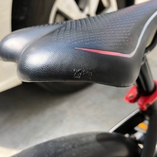 ブリヂストン　レベナ　18インチ