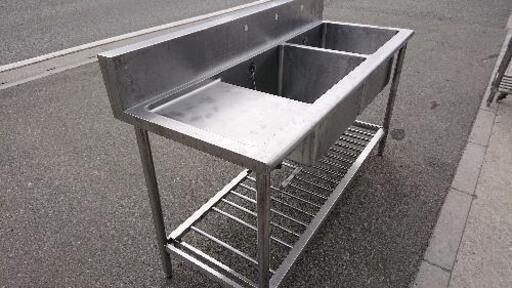 美品 厨房用二槽シンクお売りします。