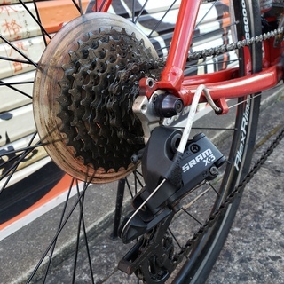 GIANT　ジャイアント　GLIDE R　2012　クロスバイク