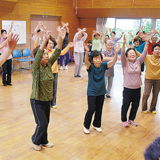 家から出て、みんな元気に動きましょう‼　中高年の方の為の　健康促...