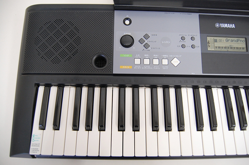 YAMAHA PSR-E233 ポータブルキーボード 61鍵盤 譜面台付き 電子