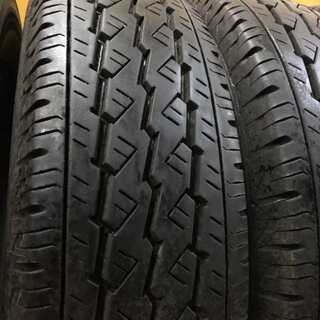 BS V600 195/80R15 107/105L LT 15インチ 夏タイヤ 4本 2018年製 バリ溝 ハイエース キャラバン等　(VTC149) クレジットカード QR決済可能