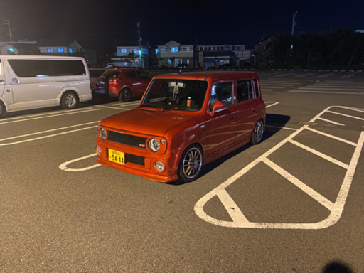 話題の行列 ラパンss 5速mt 国内自動車本体