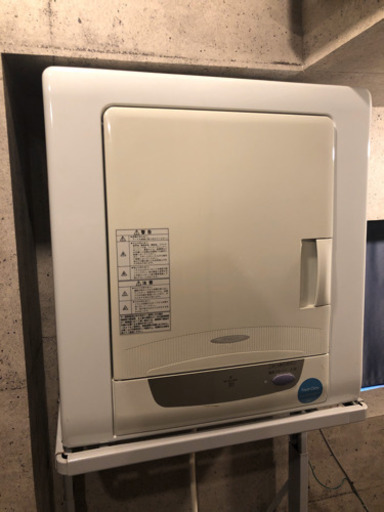 HITACHI✨ 衣類乾燥機 日立　※スチール台付き