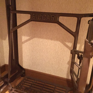 値下げします！足踏みミシン テーブル アンティーク ハンドメイド ミシン台