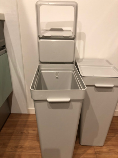 ゴミ箱ikea ホルバル2個セット もみじ 天王台の収納家具 食器棚 キッチン収納 の中古あげます 譲ります ジモティーで不用品の処分 ゴミ箱ikea ホルバル2個セット もみじ 天王台の収納家具 食器棚 キッチン収納 の中古あげます 譲ります ジモティーで不用品の処分