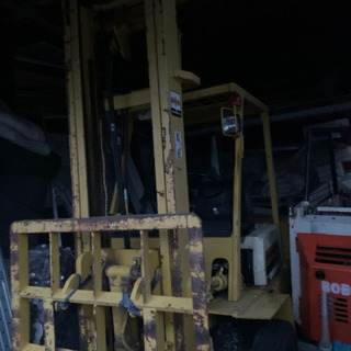 ディーゼルで ダブルタイヤで 三本レバー