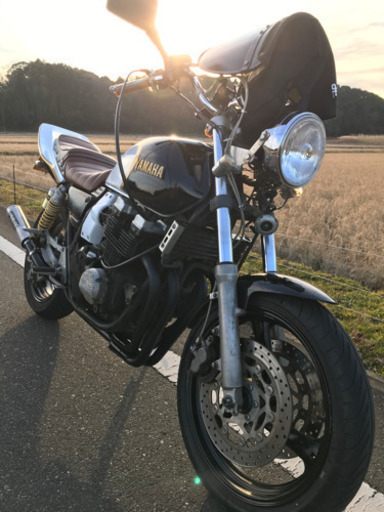 ヤマハ XJR400