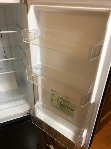 東芝　冷蔵庫　黒　GR-M17BS(K)　２か月ほどしか使用していないためキレイです。