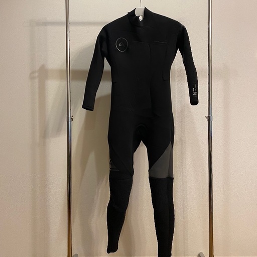 未使用に近い QUIKSILVER メンズ ウェットスーツ サーフィン