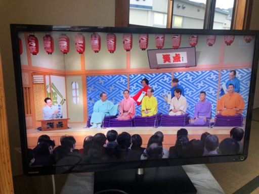 32型　液晶テレビ