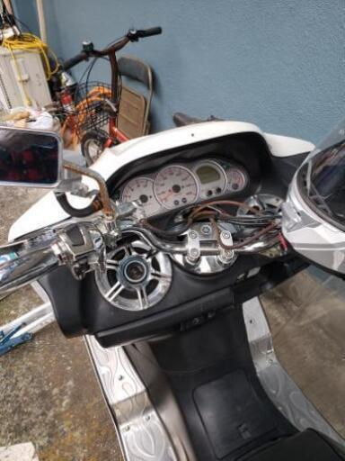 マジｪスティ03J　白　5連メーター　ETC付き　14000km スピーカー付不動 マジｪスティ03J 白 5連メーター ETC付き 14000km スピーカー付不動