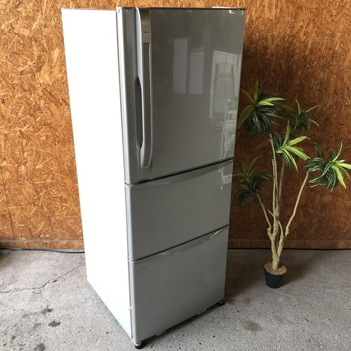 東芝　3ドア冷蔵庫　339L　シルバー2011年