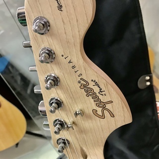 Squier by Fender Affinity Series Stratocasterの通販はau PAY 