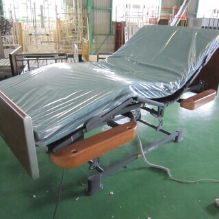 中古】 介護ベッド パラマウントベッド 楽匠 3モーター