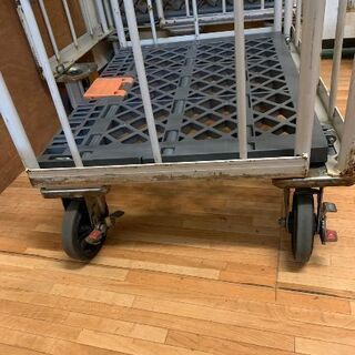 年末のプロモーション特価！ 中古】業務用 ロールボックスパレット かご台車 柵付き台車 台車 その他