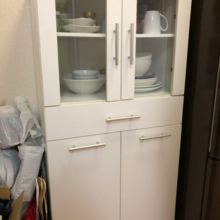【美品・無料】食器棚(白色)