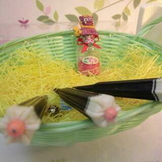 17.000円 沖縄三線専用 本珊瑚を冠した黒檀カラクイ(糸巻き)三本組