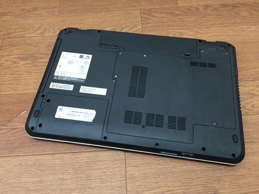 富士通 AH40/J メモリ4G/HDD700G/WiFi/DVD/Win11 富士通 AH40/J メモリ4G/HDD700G/WiFi/DVD/Win11 富士通 AH40/J