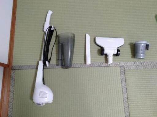 【折り畳み式掃除機】強い吸引力！新生活を迎える学生さん、新社会人の方どうぞ！