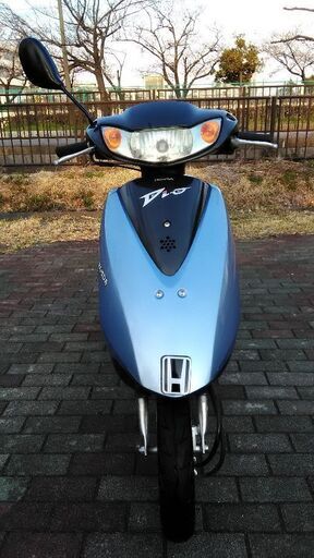 優れたエンジン。 ホンダディオAF62。 バッテリーは新品です。 バックタイヤは新品です。 フロントタイヤはほぼ新品です。 シートカバーは新品です。 エンジンオイルは新品です。