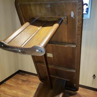 カリモク製、6人掛ダイニングテーブル