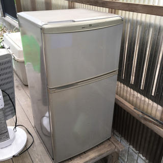 サンヨー SANYO 2ドア冷凍冷蔵庫 86L 2000年製 S...