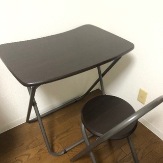 折り畳みデスクと椅子のセット　0円
