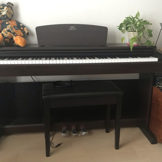 ヤマハの電子ピアノ（４月中に取りに来ていただける方） 