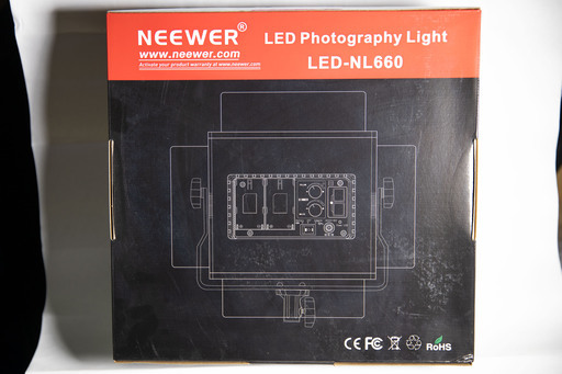 NEEWER LEDライト LED-NL660 照明  ライト　写真 映像 Lバッテリー式