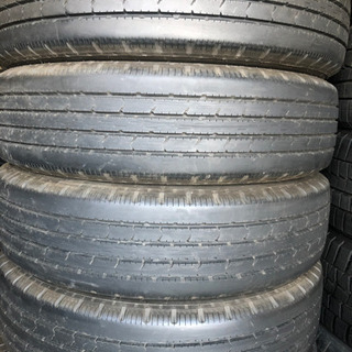 205/75R16LT 4本　美品