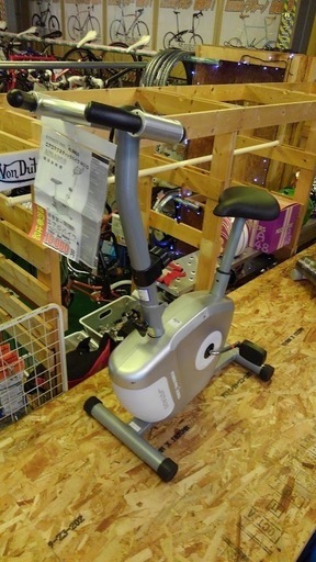 【店舗同時販売中】フィットネスバイク　エアロバイク　健康維持