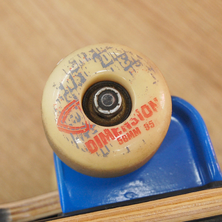 Dimension スケートボード 全長90cm ブラック系 髑髏 ドクロ ストリートボード ディメンション ☆ PayPay(ペイペイ)決済可能 ☆ 札幌市 清田区 平岡