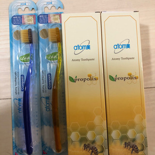 韓国大人気アトミ蜂蜜歯歯磨き粉一本450、ブラシ一本150
