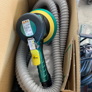 値下げしました　プロ用のエアーサンダー空研未使用品