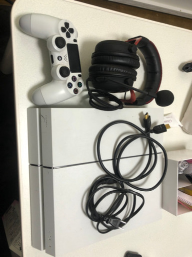 ps4本体セット　ゲーミングヘッドセット、ダウンロードソフト付き