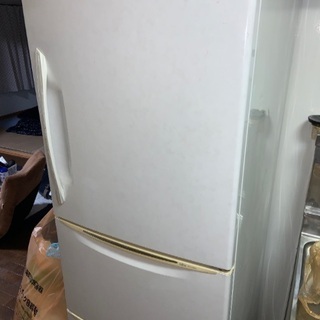 【引取に来てくれる方のみ】（無料）冷蔵庫（1999年製）富士通