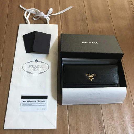 新品　PRADA 長財布  サフィアーノ  1MH132_ZLP