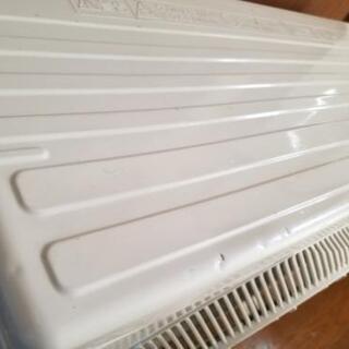 商談中。激安！少し大きめ2.5ｋ！8畳から9畳位！工事付き！保証付き！配送込！取り外し無料！エリア限定。