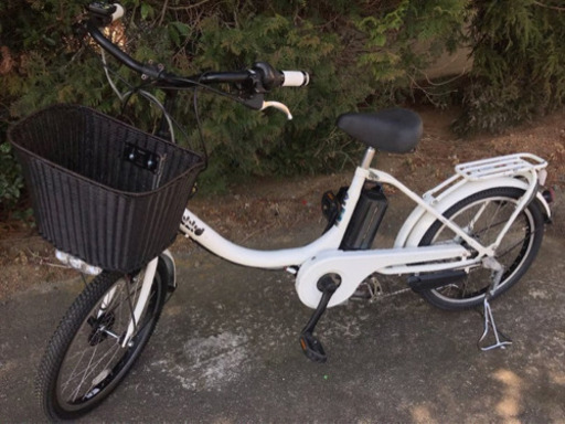F00N電動自転車E86Hブリジストンビッケ３人乗り対応20インチ充電器なし‼️