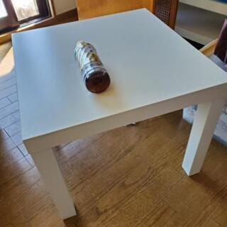 急募　IKEA　ミニテーブル