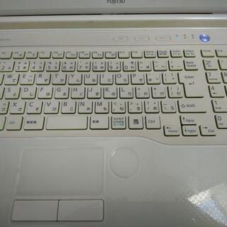 完売御礼。良品綺麗】富士通 AMD 第7世代 Radeon R2 使用僅か即戦力