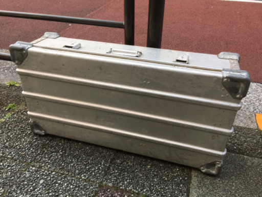 アルミ　ジュラルミン　トランク　大型