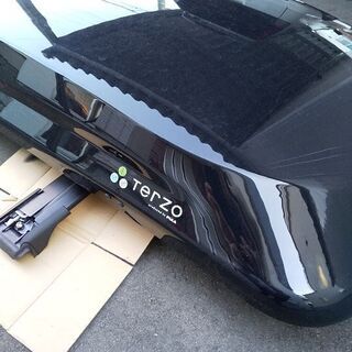 ルーフボックス　terzo piaa　ランクル