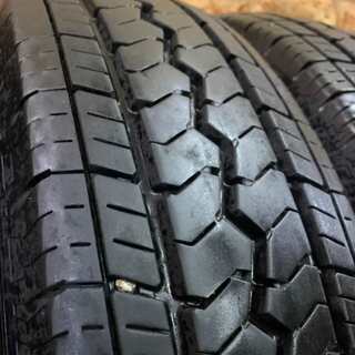 TOYO V-02e 195/80R15 107/105L LT 15インチ 夏タイヤ 4本 2017年製 バリ溝 ハイエース キャラバン等 (VTO111) クレジットカード QR決済可能